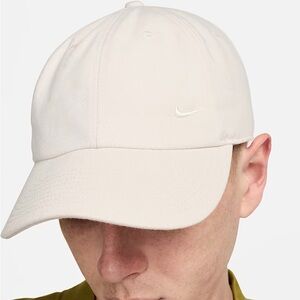 NWT Nike Club Unstructured Adjustable Cap Hat Sail Beige FZ5698-104 Size M/L